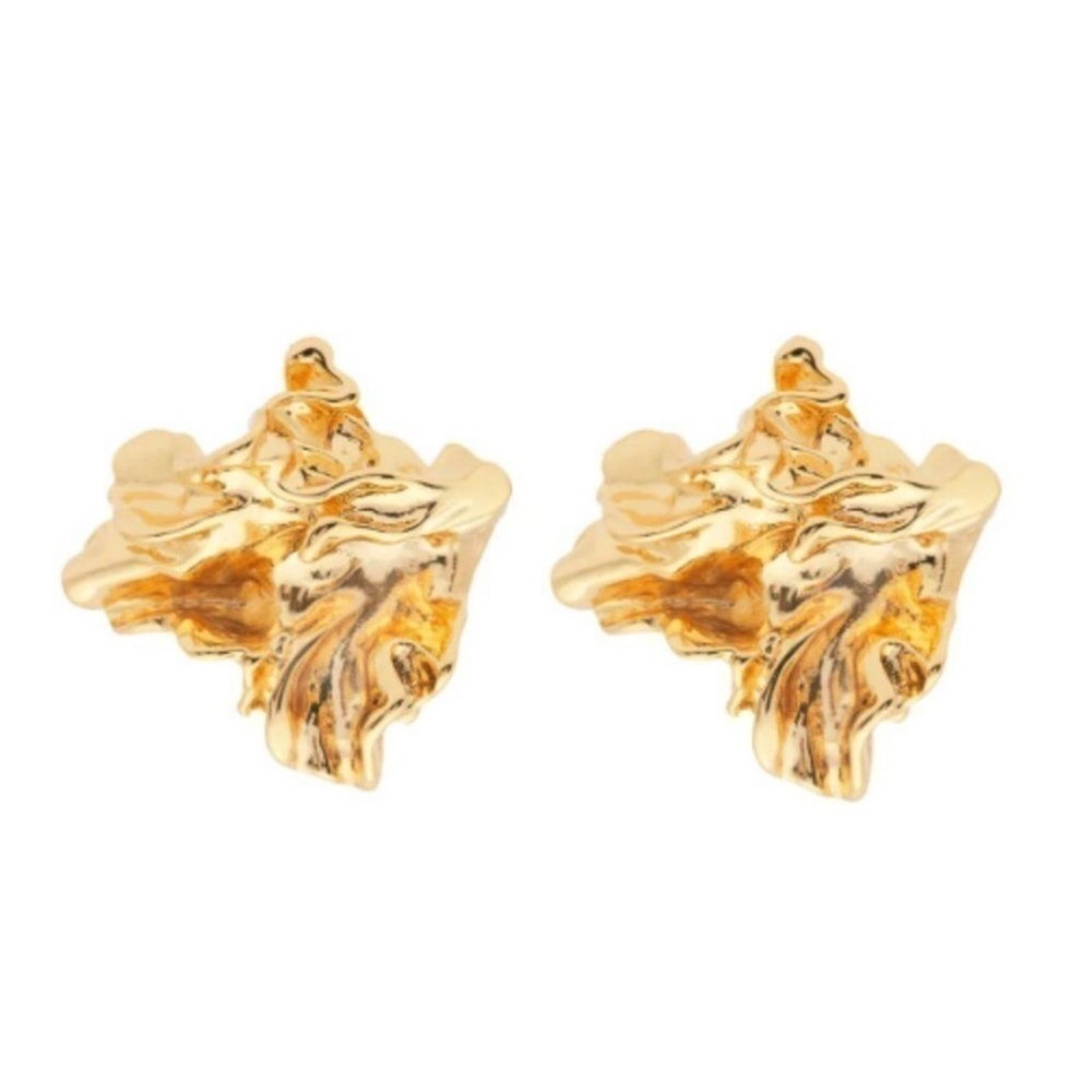 Amber Sceats Reese 24k Gold GP Reese PIERCED/post
Earrings Gold Nugget new